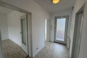 Ab sofort: mit Süd-Loggia und Garage – Die vollständige Adresse der Immobilie erhältst du vom Anbieter., 33689 Sennestadt, Bielefeld – Vorschaubild 3