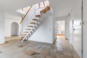 Exklusive Wohnung mit Dachterrasse über den Dächern von München  – Die vollständige Adresse der Immobilie erhältst du vom Anbieter., 81927 Englschalking, München – Vorschaubild 2