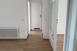Stilvoll modernisiert: 4,5-Zimmer-Wohnung in Reutlingen – Die vollständige Adresse der Immobilie erhältst du vom Anbieter., 72762 Reutlingen-Mitte, Reutlingen – Vorschaubild 16