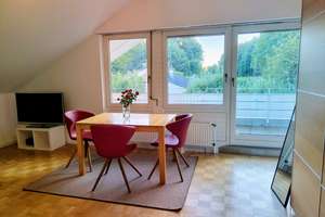 Möblierte Wohnung mit 1,5 Zimmern und gr. Südbalkon in Ulm