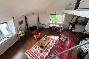 Im Herzen von Vaals: Charmante Dachgeschosswohnung mit Galerie, Klimaanlage und viel Tageslicht – Die vollständige Adresse der Immobilie erhältst du vom Anbieter., 52074 Vaalserquartier, Aachen – Vorschaubild 2