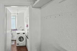 Zur Kapitalanlage: Große und gut vermietete 2-Zi.-Wohnung in ruhiger Wohnlage in Augsburg-Lechhausen – Die vollständige Adresse der Immobilie erhältst du vom Anbieter., 86169 Lechhausen-West, Augsburg – Vorschaubild 5