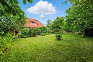 Charmantes EFH mit großer Südwest-Terrasse und idyllischem Grundstück * Garage und Carport – Saalekreis – Vorschaubild 12