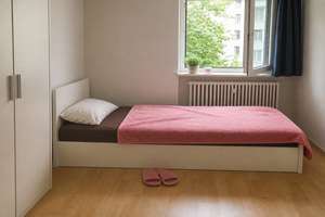 Köln-Weiden! Gepflegte, vermietete 4-Zimmer-Wohnung mit Sonnenbalkon und Garage! (CA 5010) – Die vollständige Adresse der Immobilie erhältst du vom Anbieter., 50585 Weiden, Köln – Vorschaubild 7