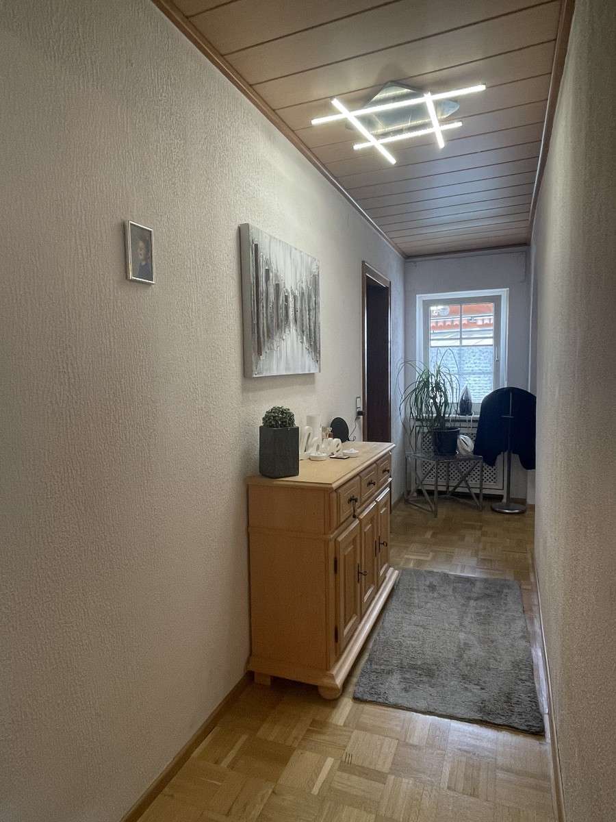 Immobilie in Florstadt - Einfamilienhaus im Bungalowstil mit großem Garten und Terrasse - Bild 20