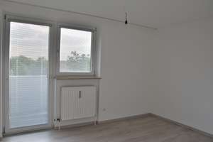 Helle, neuwertige 2-Zimmer-Wohnung mit Tageslichtbad, Balkon und EBK in Nürnberg-Erlenstegen – Oedenberger Straße 136, 90491 Erlenstegen, Nürnberg – Vorschaubild 7