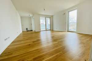 2-ZIMMER-TRAUM IN TOPLAGE! Einbauküche, großer SÜD/WEST LOGGIA, TG,  von privat – Am Kesselhaus 28, 80999 München – Vorschaubild 6