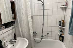 Schöne zwei Zimmer Wohnung mit Balkon und Aufzug in Regensburg Ost – Die vollständige Adresse der Immobilie erhältst du vom Anbieter., 93053 Kasernenviertel, Regensburg – Vorschaubild 5