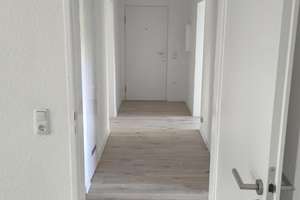 Erstbezug nach Sanierung: helle, gut geschnittene 3ZKB Wohnung mit Balkon & Keller (Whg 22) – Wittgensteiner Str. 104, 57072 Bürbach, Siegen – Vorschaubild 6