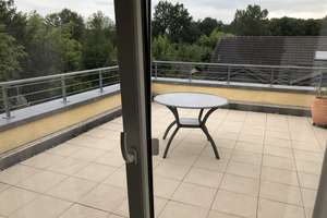 Sonnige 3-Zimmer-Wohnung in Köln-Dellbrück mit großer Dachterrasse