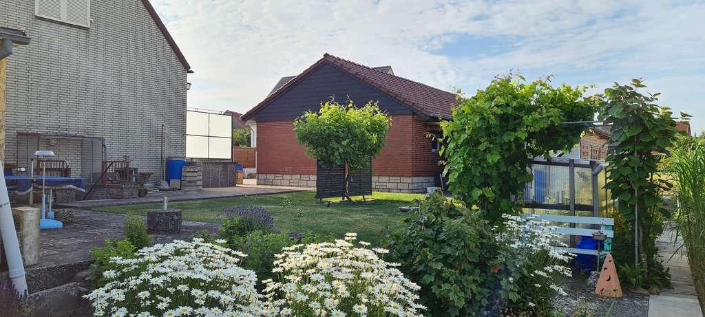 Immobilie in Schellerten - Ruhig gelegene Doppelhaushälfte sucht handwerkliche Hände - Bild 3