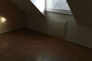Schöne, helle Dachgeschoss-Wohnung – Die vollständige Adresse der Immobilie erhältst du vom Anbieter., 47829 Uerdingen, Krefeld – Vorschaubild 5