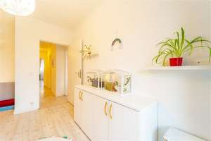 Reihenmittelhaus inkl. Tiefgaragenstellplatz in
Hamburg Niendorf – Die vollständige Adresse der Immobilie erhältst du vom Anbieter., 22453 Niendorf, Hamburg – Vorschaubild 8