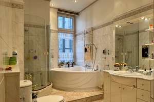 4-Zimmer-Eigentumswohnung kaufen im Stuckaltbau in Berlin-Schöneberg, ca. 123 m², Balkon, bezugsfrei – Martin-Luther-Straße 82, 10825 Schöneberg, Berlin – Vorschaubild 7