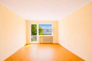 2,5 Zimmer mit Südbalkon – hell, ruhig und gut gelegen – Die vollständige Adresse der Immobilie erhältst du vom Anbieter., 20535 Borgfelde, Hamburg – Vorschaubild 1