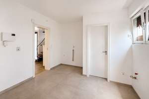 Hollenders Immobilien: Gepflegtes Einfamilienhaus mit Modernisierungsbedarf in attraktiver Lage – Die vollständige Adresse der Immobilie erhältst du vom Anbieter., 50859 Lövenich, Köln – Vorschaubild 7