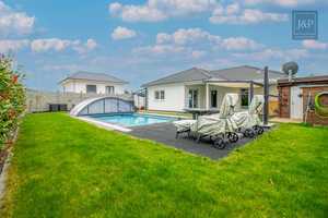 Modernes und autarkes Einfamilienhaus in idyllischer Lage mit gehobener Außenanlage und Pool – Bad Kreuznach (Kreis) – Vorschaubild 2