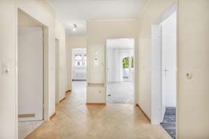 Geräumige 3-Zimmer-Wohnung mit Balkon in zentraler Lage von Bremen-Rönnebeck – Die vollständige Adresse der Immobilie erhältst du vom Anbieter., 28777 Rönnebeck, Bremen – Vorschaubild 9