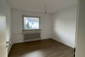 Gepflegtes Einfamilienhaus (Doppelhaushälfte) in Wiesbaden-Biebrich – Hambacher Straße 0, 65187 Biebrich, Wiesbaden – Vorschaubild 7