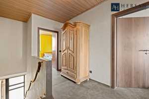 Modernisiertes Reihenmittelhaus mit attraktiver Raumaufteilung und Garten in Niederzier-Ellen! – Düren (Kreis) – Vorschaubild 5