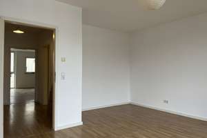 Perfekter Schnitt, nahe am Wasser: Helle 2-Zimmer Wohnung im Köpenicker  Spreebogen. – Die vollständige Adresse der Immobilie erhältst du vom Anbieter., 12555 Köpenick, Berlin – Vorschaubild 3