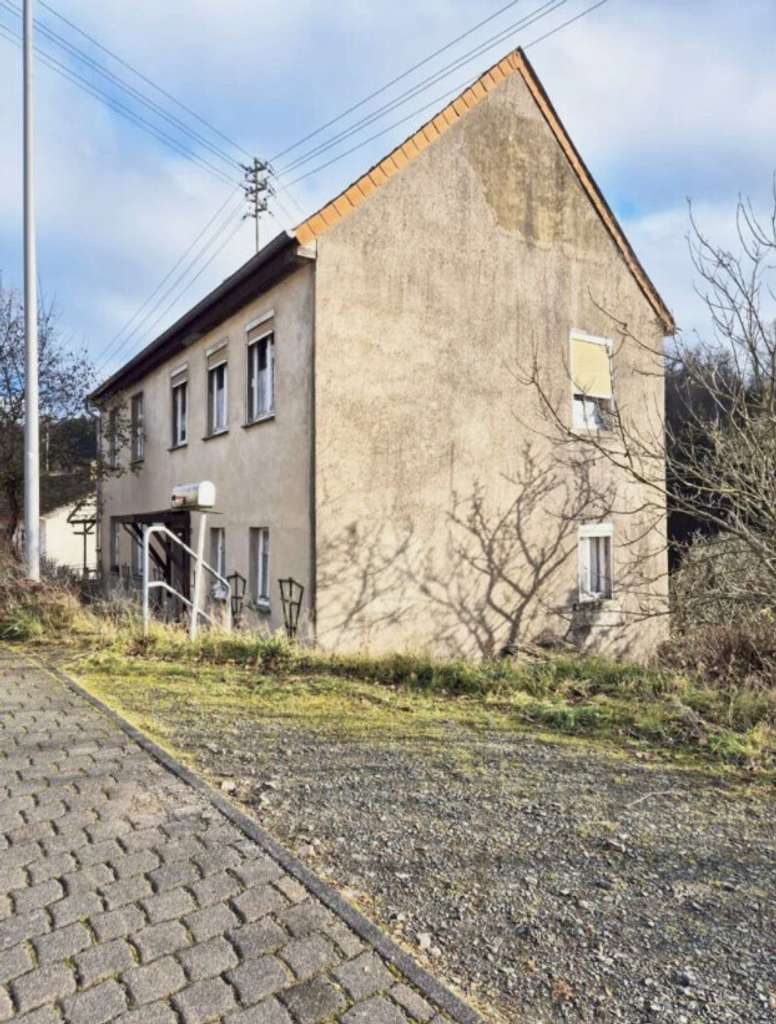 Immobilie in Heimbach - Großzügiges EFH mit Ausbaupotenzial & Garten in ruhiger Lage von Heimbach - Bild 1