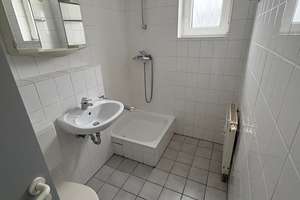 Charmante Dachgeschosswohnung mit Balkon in Braunschweig – Spinnerstraße 35, 38114 Westliches Ringgebiet, Braunschweig – Vorschaubild 2