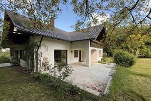Exklusives Anwesen: Luxuriöses Wohnen mit bezauberndem Garten und eleganten Räumen auf 377m² – Die vollständige Adresse der Immobilie erhältst du vom Anbieter., 87719 Mindelheim – Vorschaubild 2