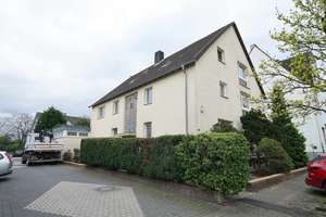 Gut geschnittene, modernisierte 3-Zimmerwohnung in fußläufiger Rheinnähe – Die vollständige Adresse der Immobilie erhältst du vom Anbieter., 50735 Niehl, Köln – Vorschaubild 1
