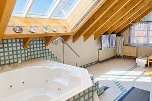 Stilvolles Einfamilienhaus mit Einliegerwohnung, Spa-Bereich und Traumgarten in S-Uhlbach – Die vollständige Adresse der Immobilie erhältst du vom Anbieter., 70329 Uhlbach, Stuttgart – Vorschaubild 12