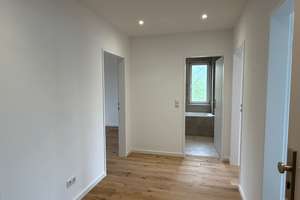 3-Zimmer-Wohnung mit großzügiger Loggia & inkl. Keller in Hamburg-Eißendorf