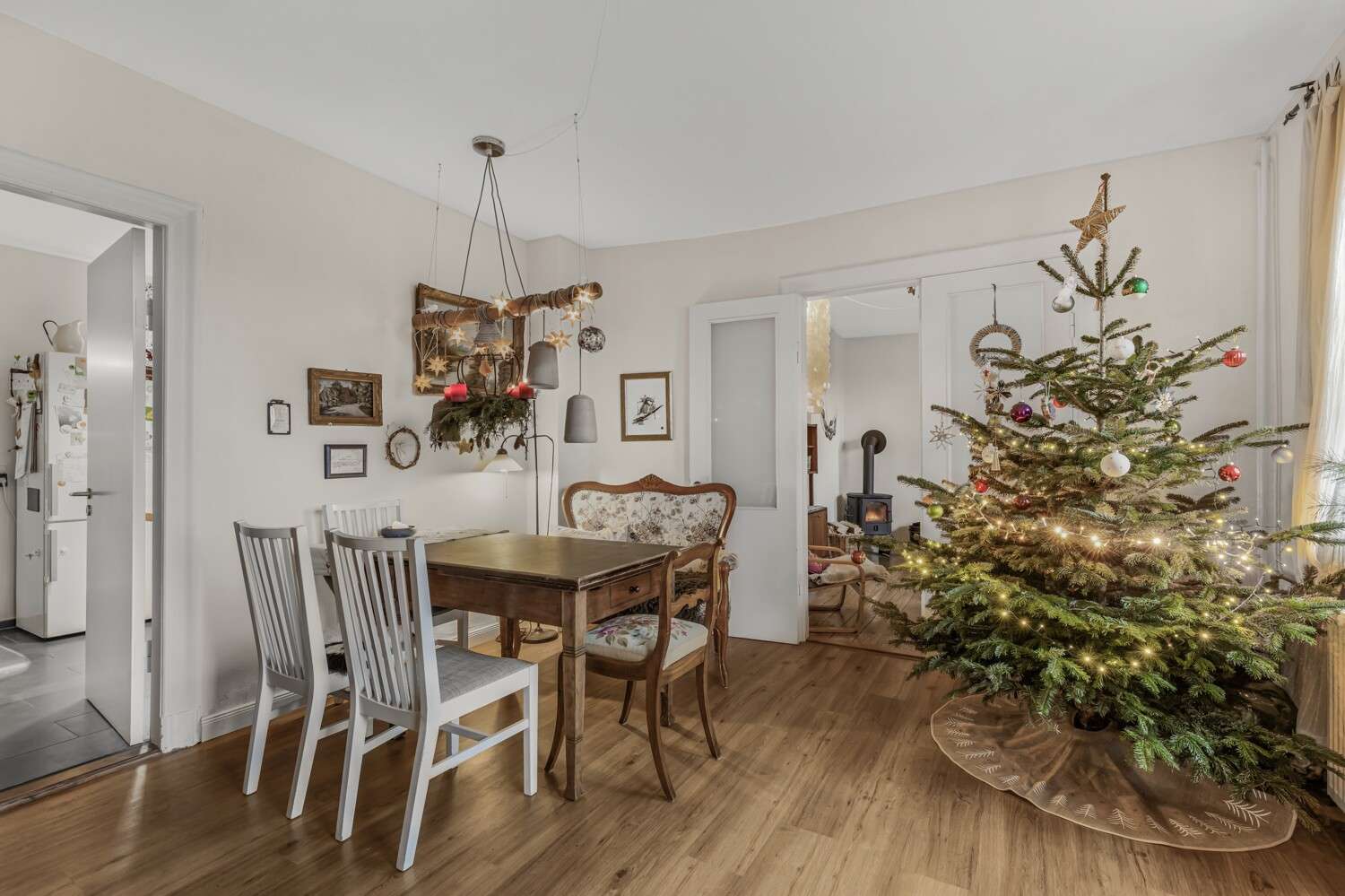 Immobilie in Holzdorf - Charmantes Haus von 1913 mit Potenzial, Altbau mit Charakter in verkehrsgünstiger Lage - Bild 10