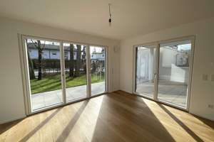 Viel Raum für Ihre Wohnideen - Großzügige 2-Zimmer-Gartenwohnung im Grünen mit EBK – Bertelestr. 75, 81479 Solln, München – Vorschaubild 2
