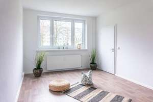 2-Raum-Wohnung mit Balkon in attraktiver Wohnlage – C.-v.-Ossietzky-Str. 164b, 9127 Gablenz, Chemnitz – Vorschaubild 2