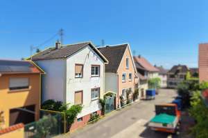 Einmalige Gelegenheit - zwei Häuser in der Theresienstraße von Rhodt – Die vollständige Adresse der Immobilie erhältst du vom Anbieter., 76835 Rhodt unter Rietburg – Vorschaubild 2