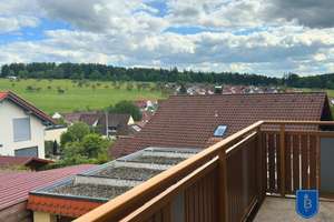 Wohnen auf der Alb, gemütliche 2,5-Zimmer-Wohnung mit Holzofen, Balkon und Stellplatz – Die vollständige Adresse der Immobilie erhältst du vom Anbieter., 72574 Bad Urach – Vorschaubild 7