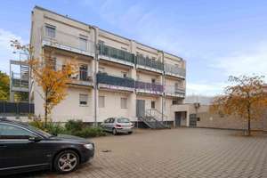Sonniges West-Apartment mit Südbalkon, Tiefgarage & hochwertiger Pantryküche! – Puricellistraße 15A, 93049 Westenviertel, Regensburg – Vorschaubild 13