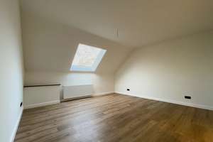 ETW // 2026 sanierte Dachgeschosswohnung – Die vollständige Adresse der Immobilie erhältst du vom Anbieter., 42719 Wald, Solingen – Vorschaubild 14