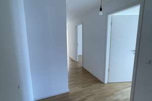 Schöne, helle 4.Zi.Whg mit zwei großen Badezimmern, Abstellraum, großem Balkon – Tunnelstraße 2, 70469 Bahnhof Feuerbach, Stuttgart – Vorschaubild 16