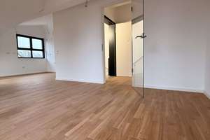 3 Zimmer Dachgeschosswohnung ab sofort zu vermieten – Ulfilasstraße 29 e, 81739 Waldperlach, München – Vorschaubild 2