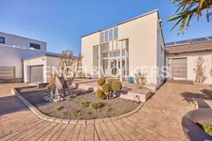 Villa mit Fernblick, Pool und Einliegerwohnung in Roßdorf-Gundernhausen – Die vollständige Adresse der Immobilie erhältst du vom Anbieter., 64380 Roßdorf – Vorschaubild 3