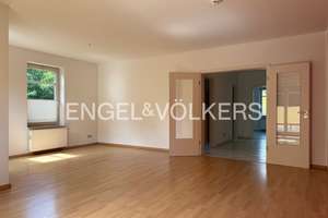 Wohnen nahe Ortskern Volksdorf-was will man mehr – Die vollständige Adresse der Immobilie erhältst du vom Anbieter., 22359 Volksdorf, Hamburg – Vorschaubild 4