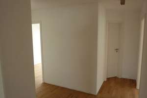 Sonnige 4- Zimmer Dachgeschosswohnung in Stuttgart, Vaihingen – Eisbärenstraße 16, 70563 Heerstraße, Stuttgart – Vorschaubild 18