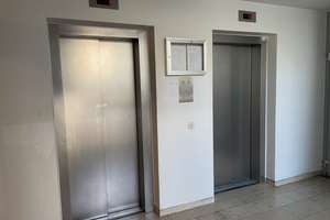 Helles Apartment in ruhiger Lage. Herrlicher Balkon. Beste Infrastruktur. Renovierungsbedarf. – Die vollständige Adresse der Immobilie erhältst du vom Anbieter., 80797 Neuschwabing, München – Vorschaubild 8