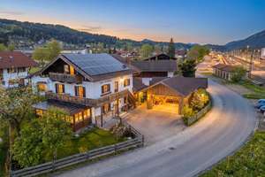 NEW ENTRY | Alpenhaus als sichere Kapitalanlage | Unschlagbare Lage | Ohne Nießbrauch – Die vollständige Adresse der Immobilie erhältst du vom Anbieter., 82481 Mittenwald – Vorschaubild 2