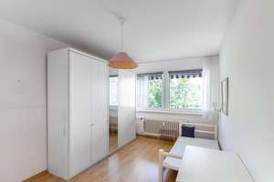 Bezugsfreie 2-Zimmer-Wohnung mit Aufzug und Loggia im idyllischen Westend – Die vollständige Adresse der Immobilie erhältst du vom Anbieter., 14052 Westend, Berlin – Vorschaubild 3