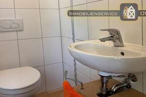::: Lebendige Farben, klare Formen – ein DHH Zuhause mit Charakter in Bestlage ::: – Die vollständige Adresse der Immobilie erhältst du vom Anbieter., 32584 Löhne – Vorschaubild 18