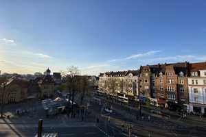 ***Zwei Zimmer-Whg. mit Blick über Oberkassel*** – Düsseldorf – Vorschaubild 1