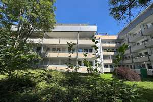 Mitten in der Au und ganz ruhig: tolle Wohnung mit gr., sonnigen S-Blk. zum Innenhof