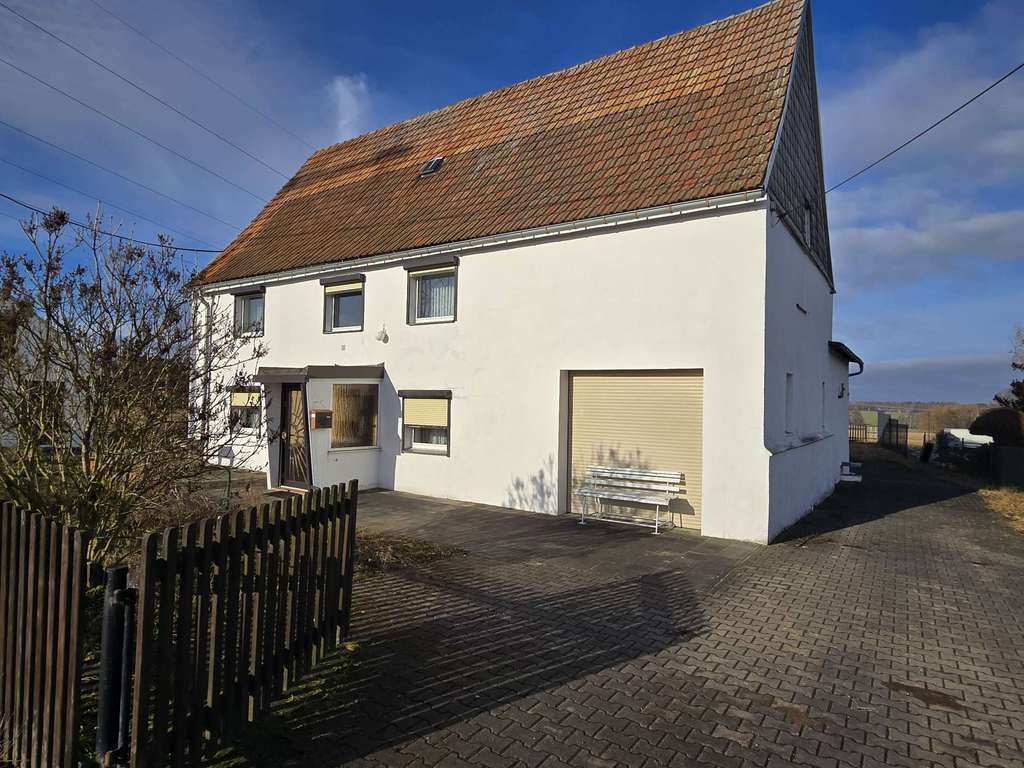 Immobilie in Freiberg - ***Hier können Ihre Kinder toben und es gibt viel Platz für die große Familie und Ihre Hobbys*** - Bild 0